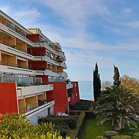 Sete, 2 Pieces, 6 Personnes - Fr-1-472a-30 Apartment